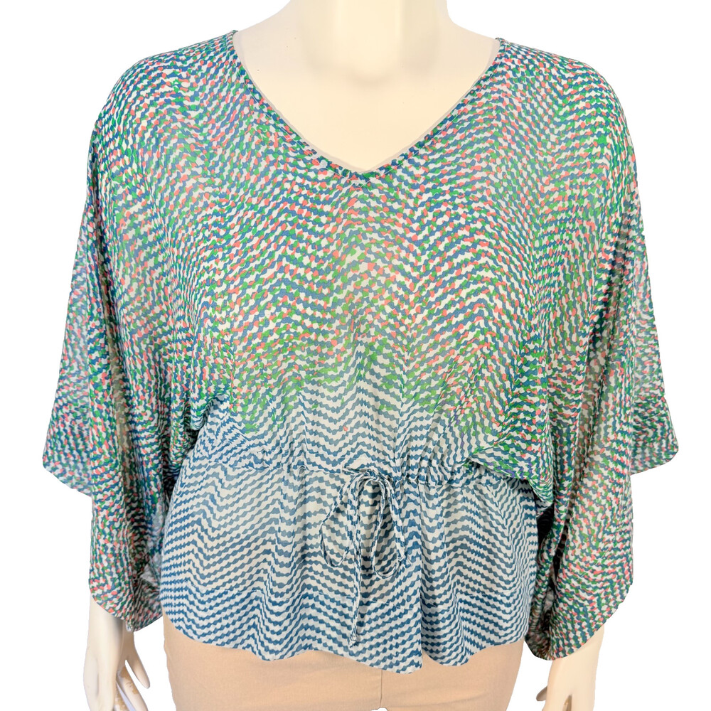 CAbi Top Blouse Womens S fits to XL Geometric Print V-Neck Dolman Style # 731